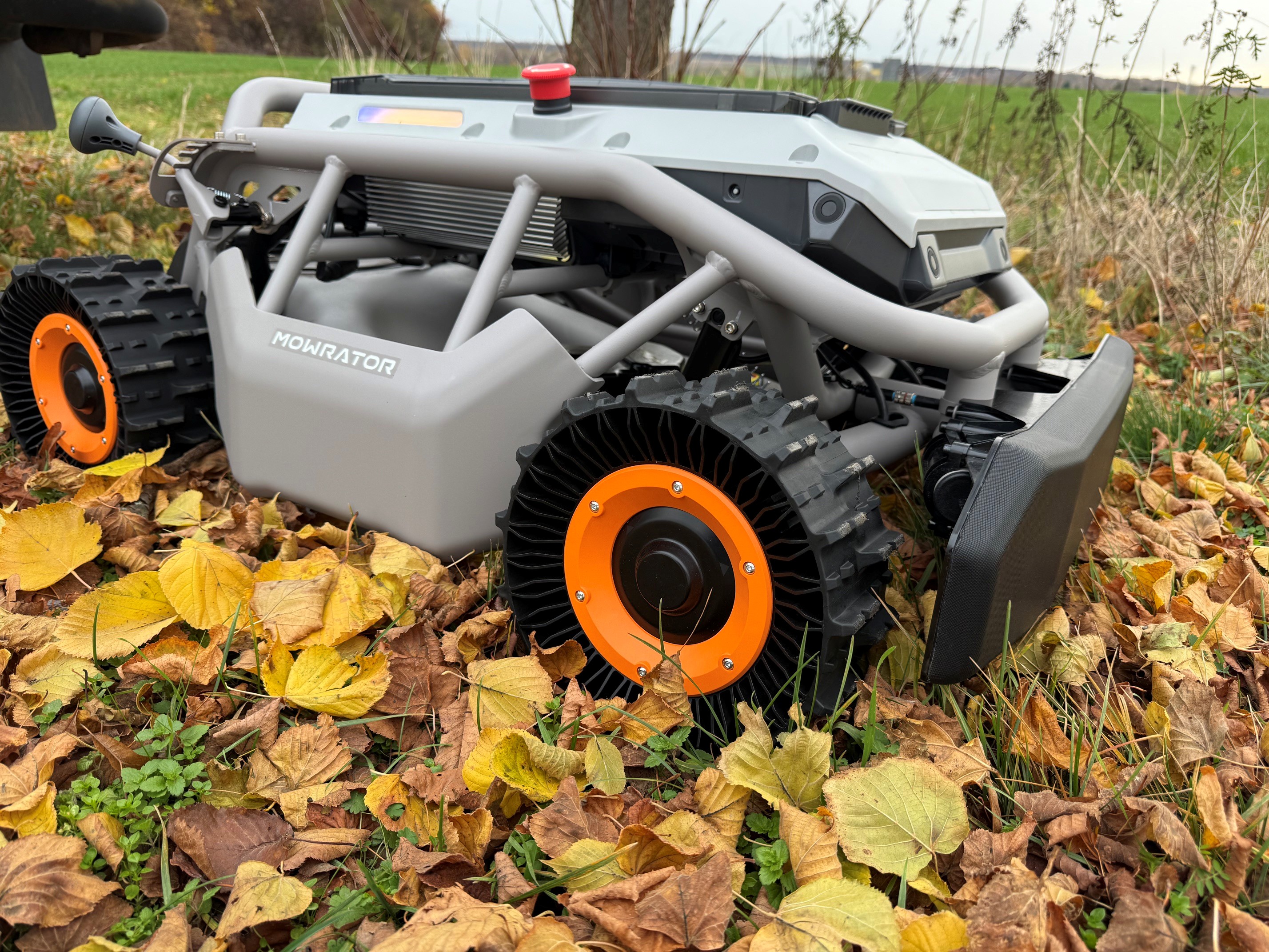 Mowrator S1 mit breiten Grip-Reifen
