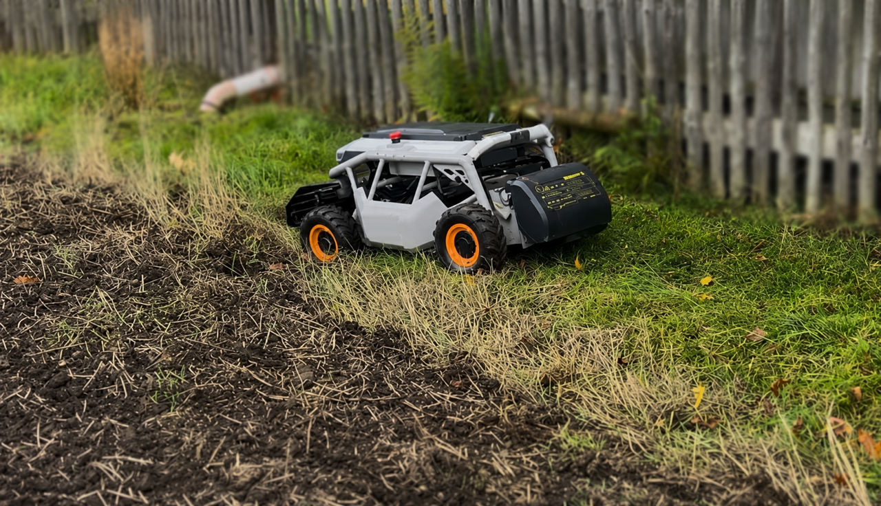 Mowrator S1 auf schwierigem und unebenem Gelände