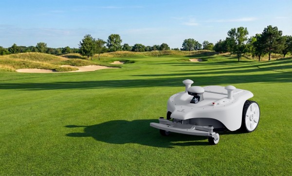 FJD Titan Profi-Mähroboter – autonom für Golf- &amp; Sportplätze ohne Begrenzungsdraht mi Dual-RTK-GNSS